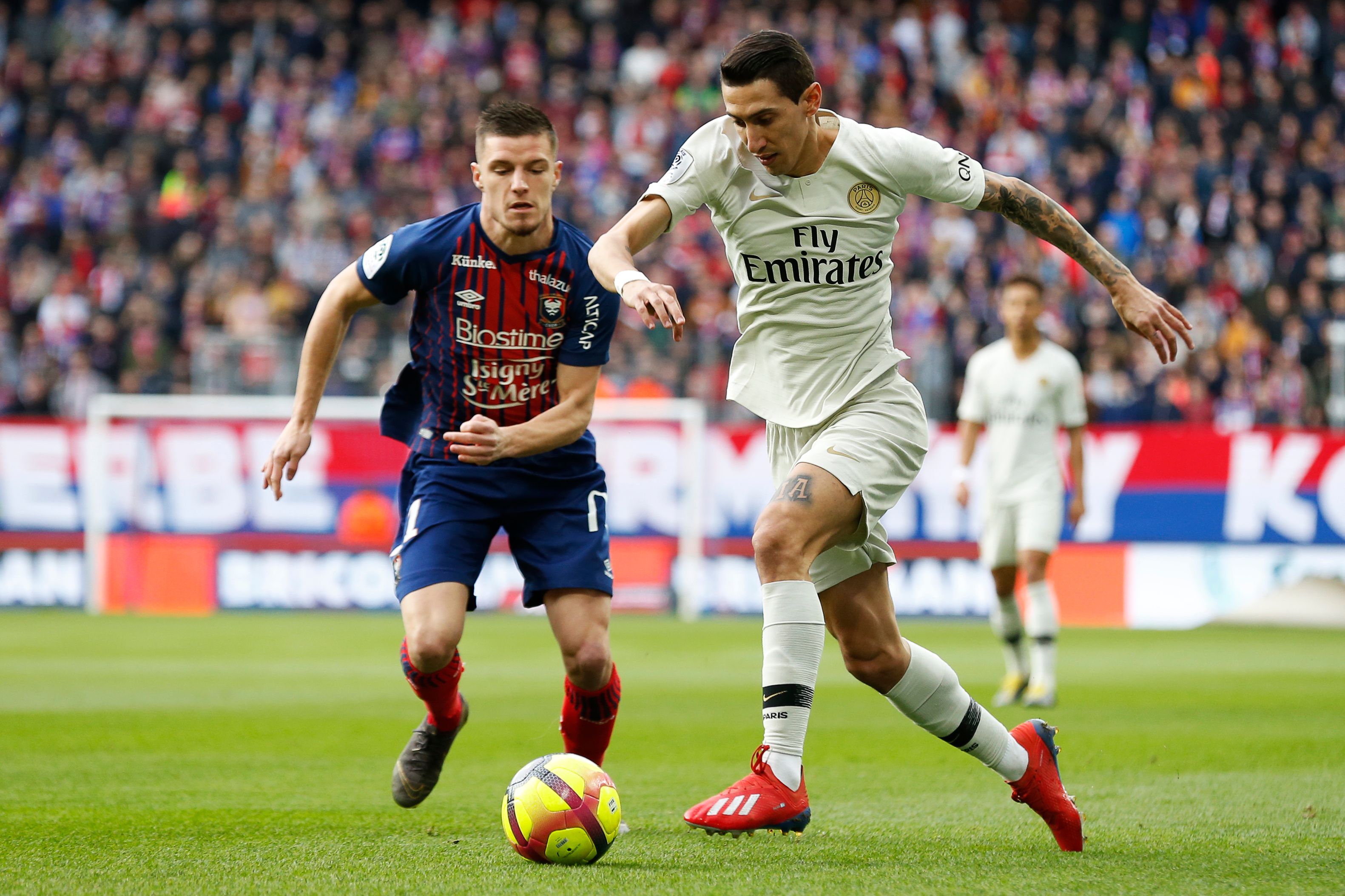 苏超决赛南通队vs泰州队：马宁担任主裁判，李贤成、巴特首发（苏超决赛：南通对阵泰州，马宁执法，李贤成与巴特首发）