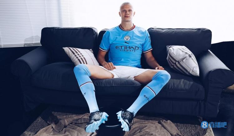 记者：里尔18岁中场布阿迪的团队否认球员与巴黎的转会传闻（记者：里尔18岁中场布阿迪被传转会巴黎，其团队予以否认）