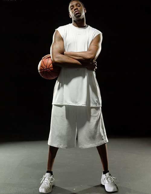 科尔谈库明加：还能看出有一些生疏感，但表现已经相当不错了（科尔：库明加仍有生疏之处，但发挥已可圈可点）