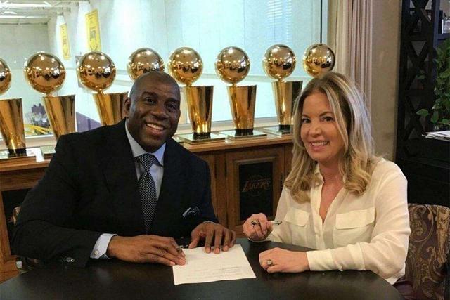 混团世界杯：国乒首败诞生！梁靖崑错失4赛点，不敌法国小勒布伦（混合团体世界杯：国乒遭遇首败，梁靖崑连丢四赛点不敌法国小勒布伦）