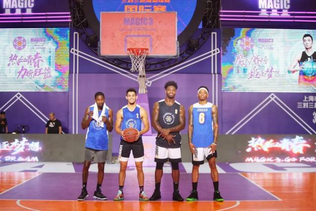 卡尔：我一直在提高右脚技术，能在17岁欧冠进球意义重大（卡尔：右脚能力持续精进，17岁欧冠破门意义非凡）