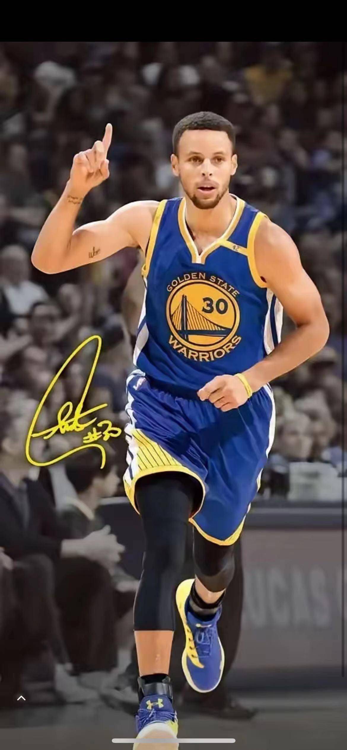 意甲知名评论员：亚沙里是全能型中场，我希望看到莫德里奇、拉比奥特与亚沙里组成中场（意甲名嘴：亚沙里是全能中场，期待与莫德里奇、拉比奥特联手镇守中场）